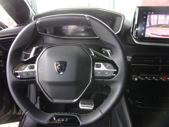 PEUGEOT 208 208 hybrid noire-016.jpg